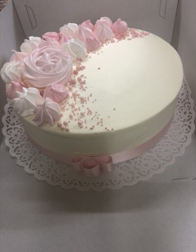 Topfen Joghurt Torte mit Deko